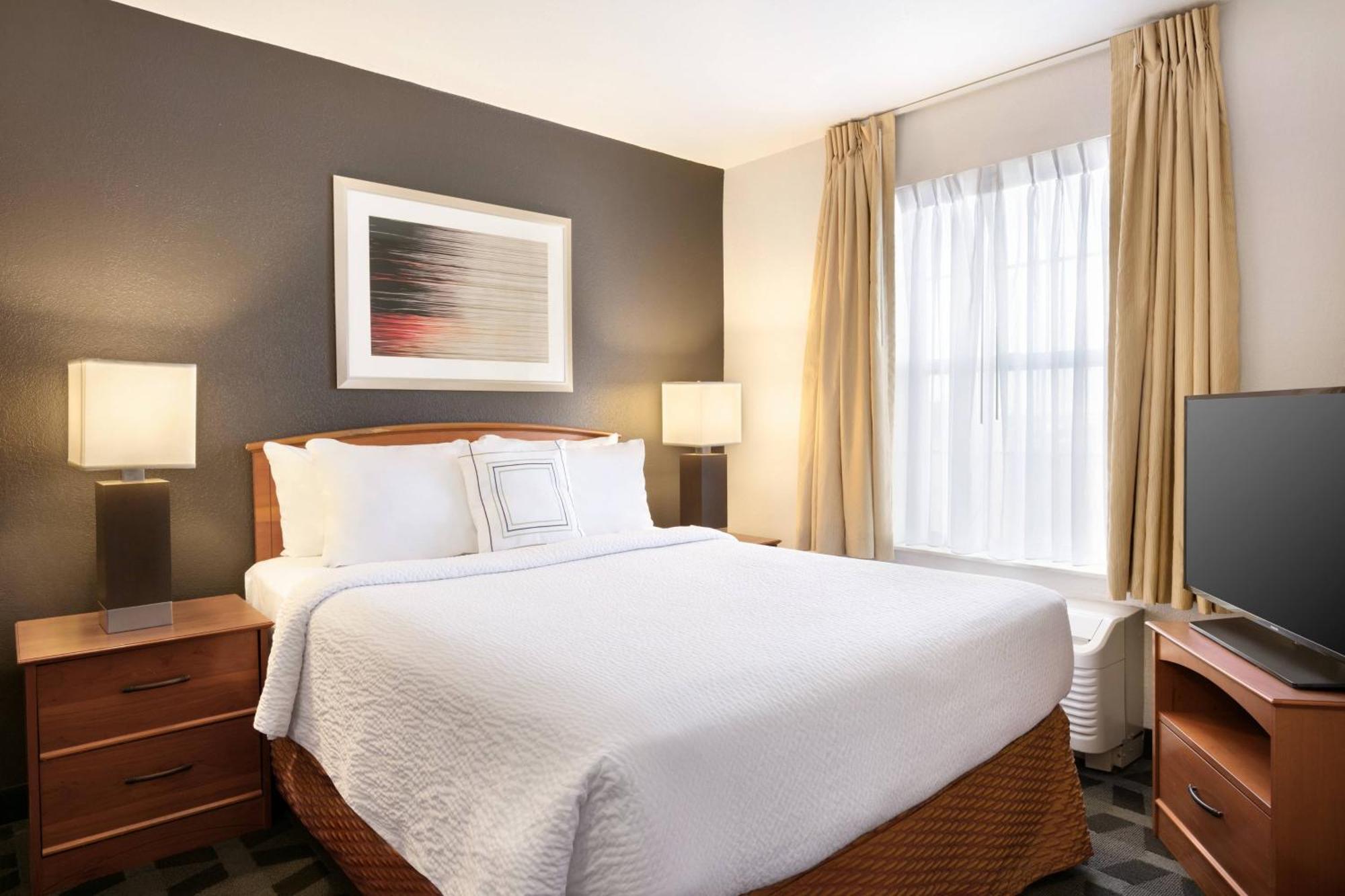 ทาวน์เพลซ สวีท เกเธอร์สบูร์ก Hotel เกเธอร์สเบิร์ก ภายนอก รูปภาพ